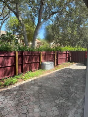 Beautiful Private Home Near Sawgrass 3/3